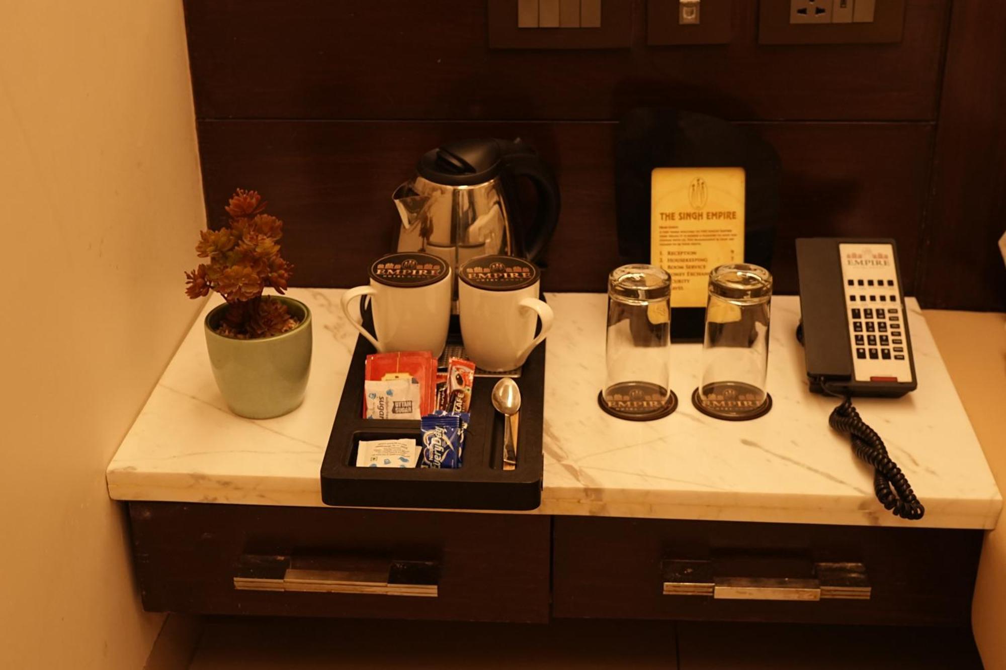 Empire Suites, Νέο Δελχί Εξωτερικό φωτογραφία