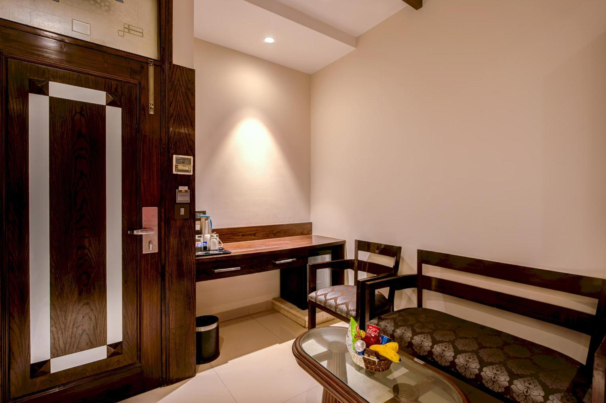 Empire Suites, Νέο Δελχί Εξωτερικό φωτογραφία