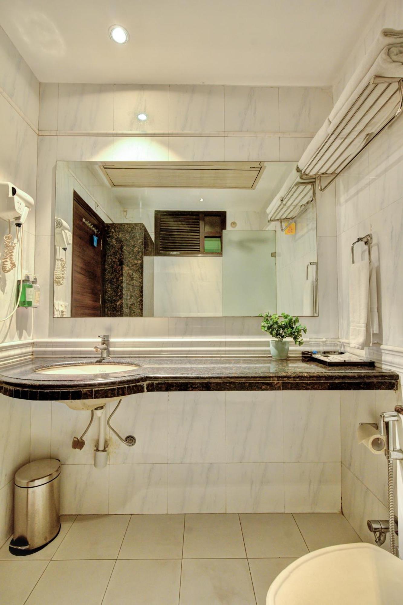 Empire Suites, Νέο Δελχί Εξωτερικό φωτογραφία